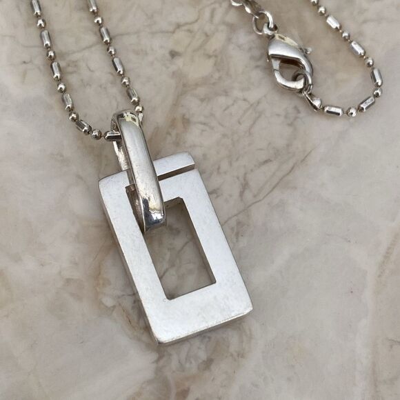 Gucci “G” 925 Sterling Silver Pendant & 20” Sterling Silver Chain - Picture 5 of 10